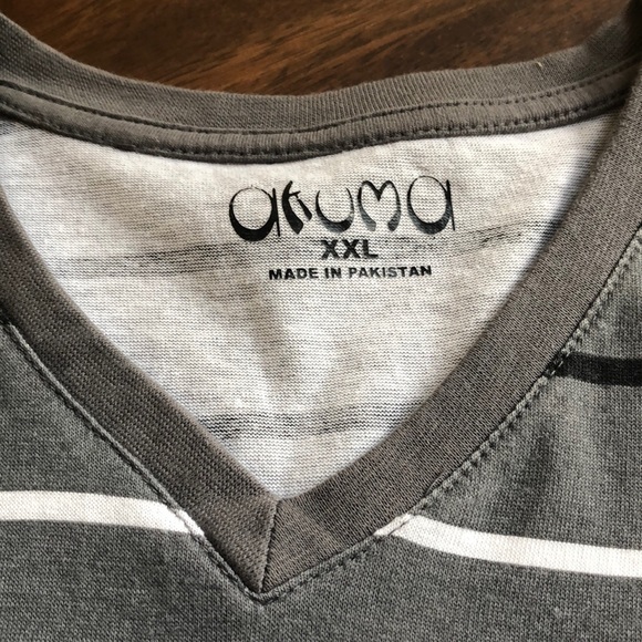 Akuma V-Neck T-Shirt - Picture 2 of 9